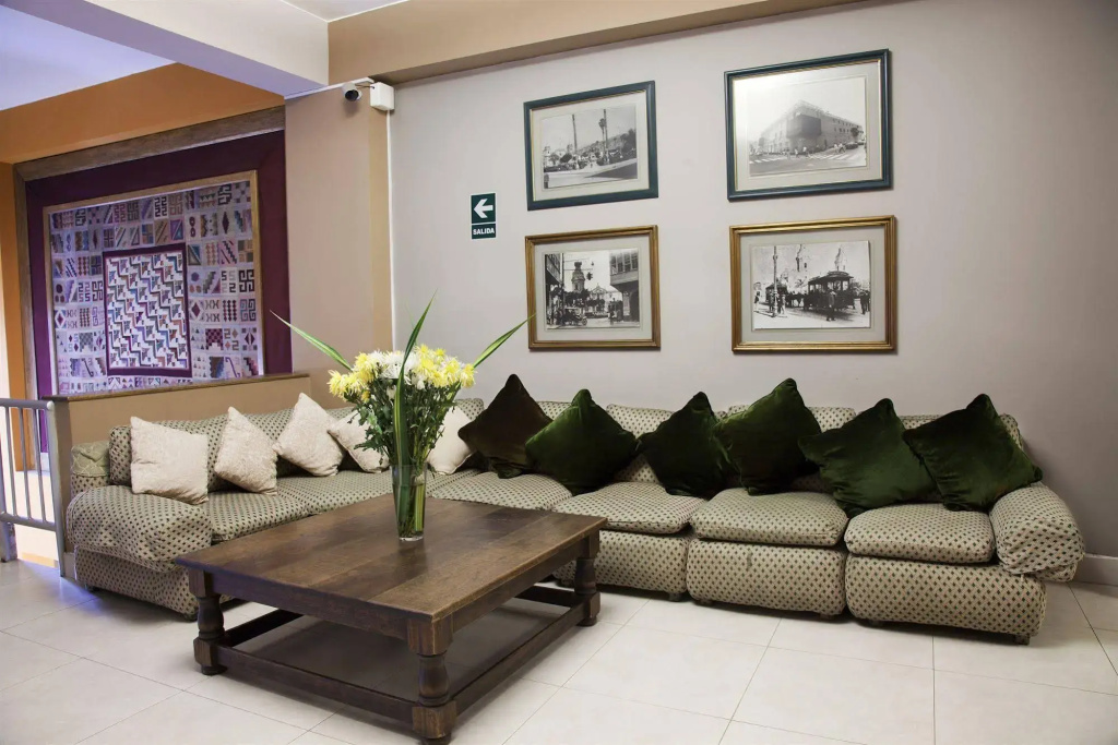 Hotel photo 2