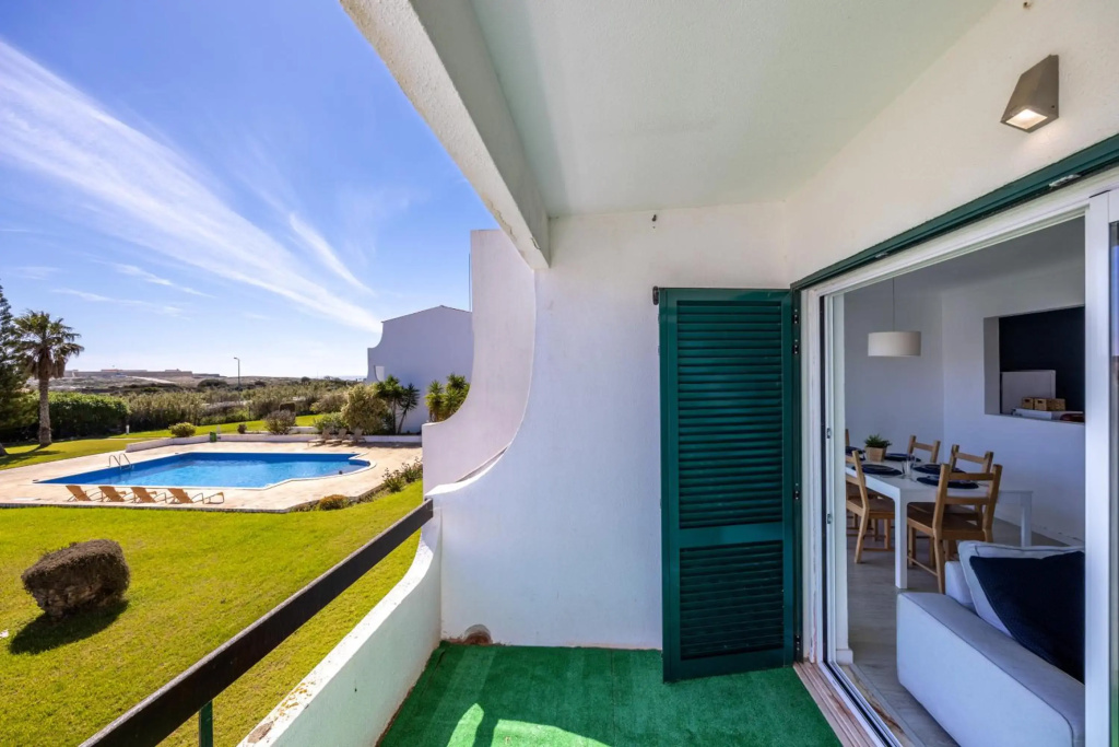 Apartment Julio Pomar, swimming pool