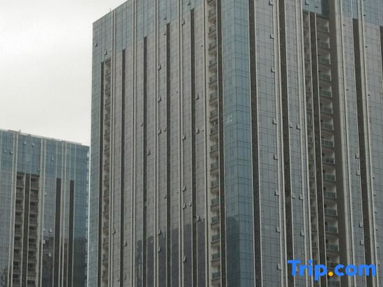 Roomme Apartment Hotel (Guilin High-speed Railway North Station)