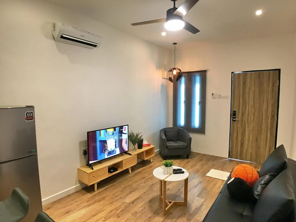 2 Bedrooms Gurney Suites (iBook 4) (6-8 pax)