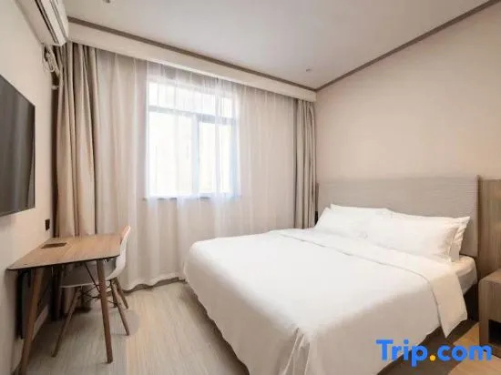 Superior Double room (full double bed)
