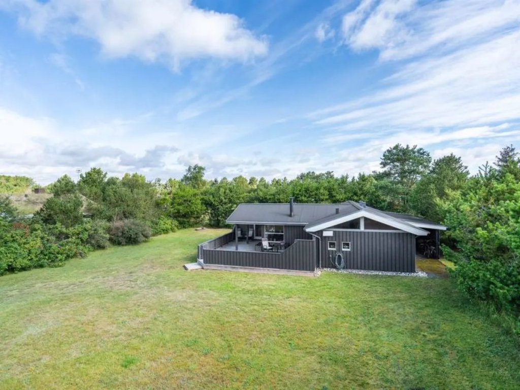 "Aletha" - 180m from the sea in NE Jutland