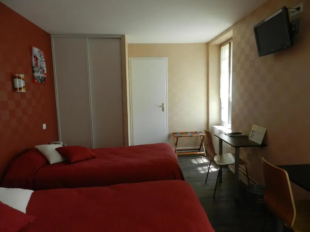 Standard Double room (twin beds)