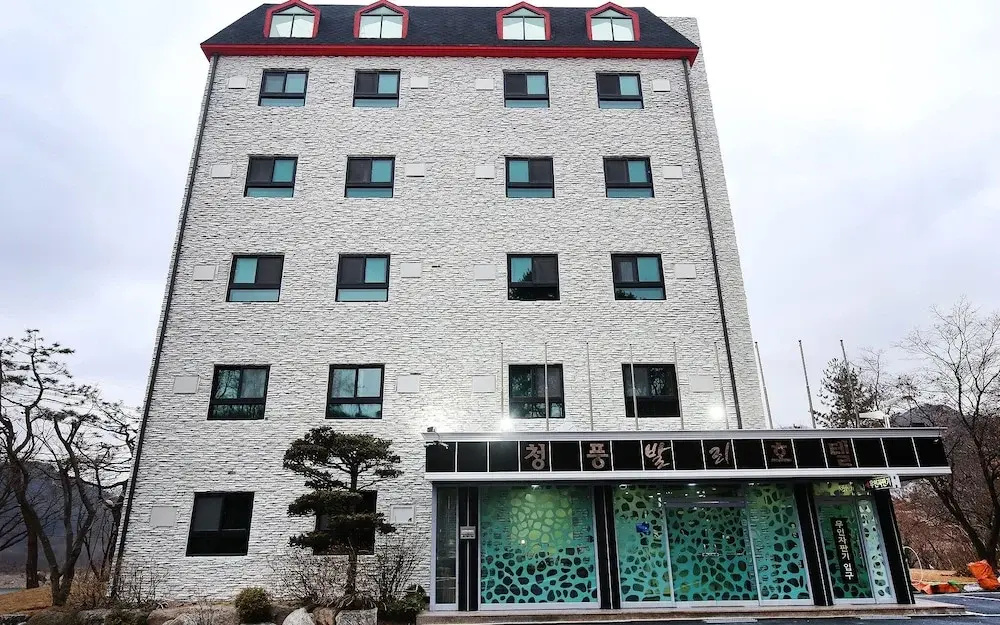 Jecheon Cheongpung Bali Hotel