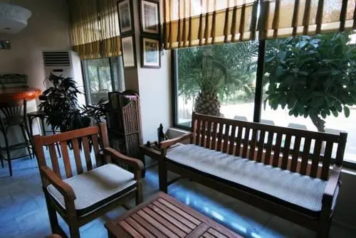 Balcony & Terrace