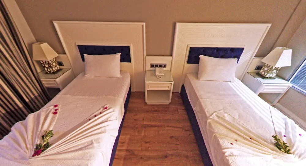 Standard Double room (twin beds)