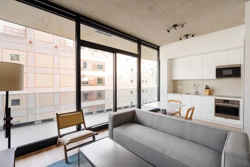 1 Bedroom Apartment