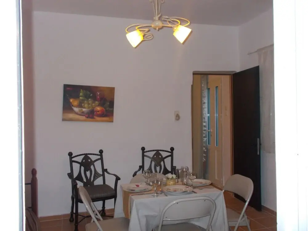 To spiti tou papa sto vouno - Général