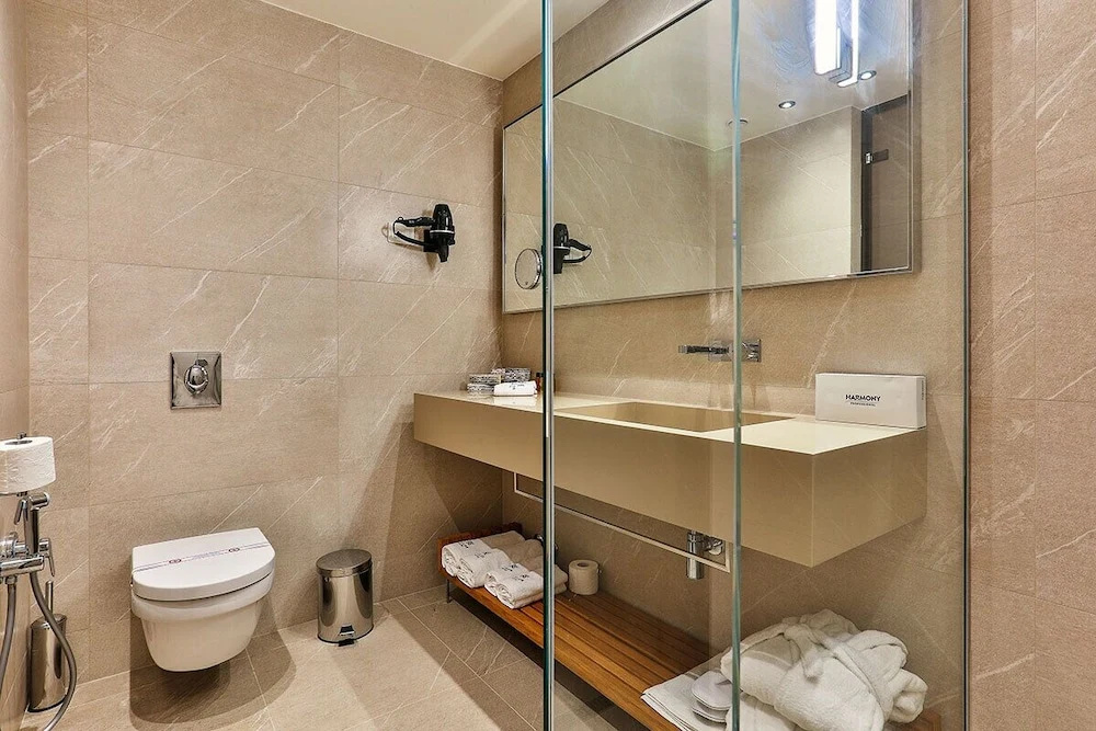 Deluxe Double room with sea view (full double bed)