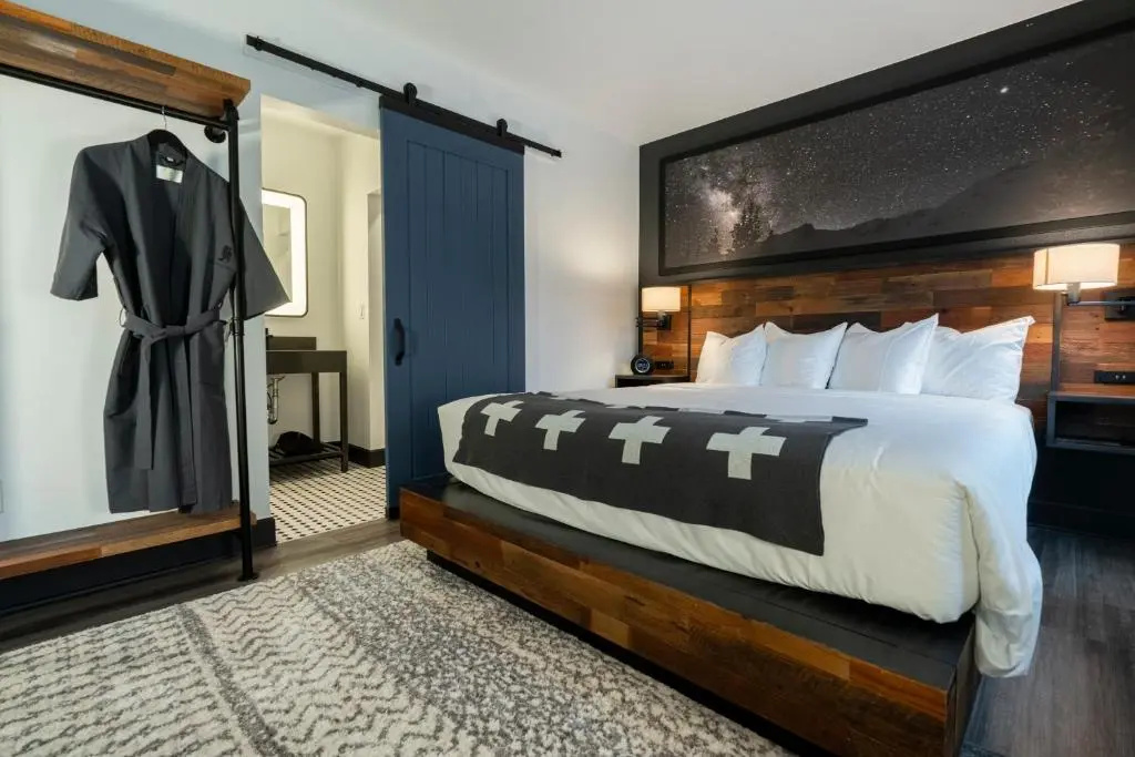Deluxe Quadruple room