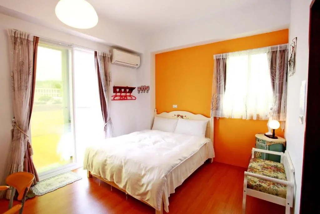 Standard Double room with garden view (full double bed)