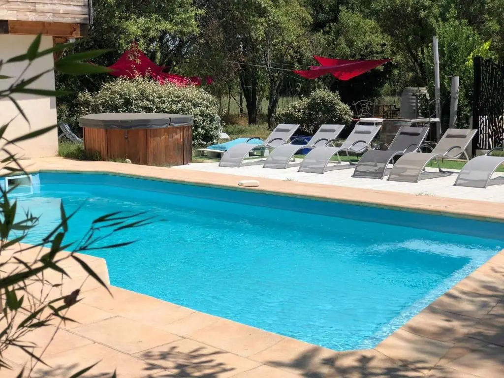 Standard Double room with pool view (full double bed)