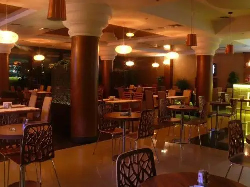 Food & Beverage