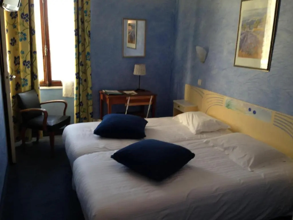 Standard Double room (twin beds)