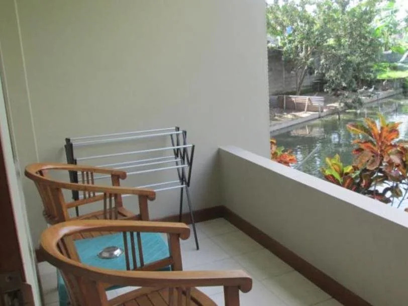 Balcony & Terrace