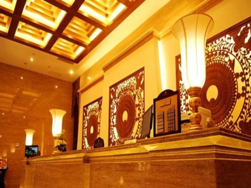 Lobby & Reception