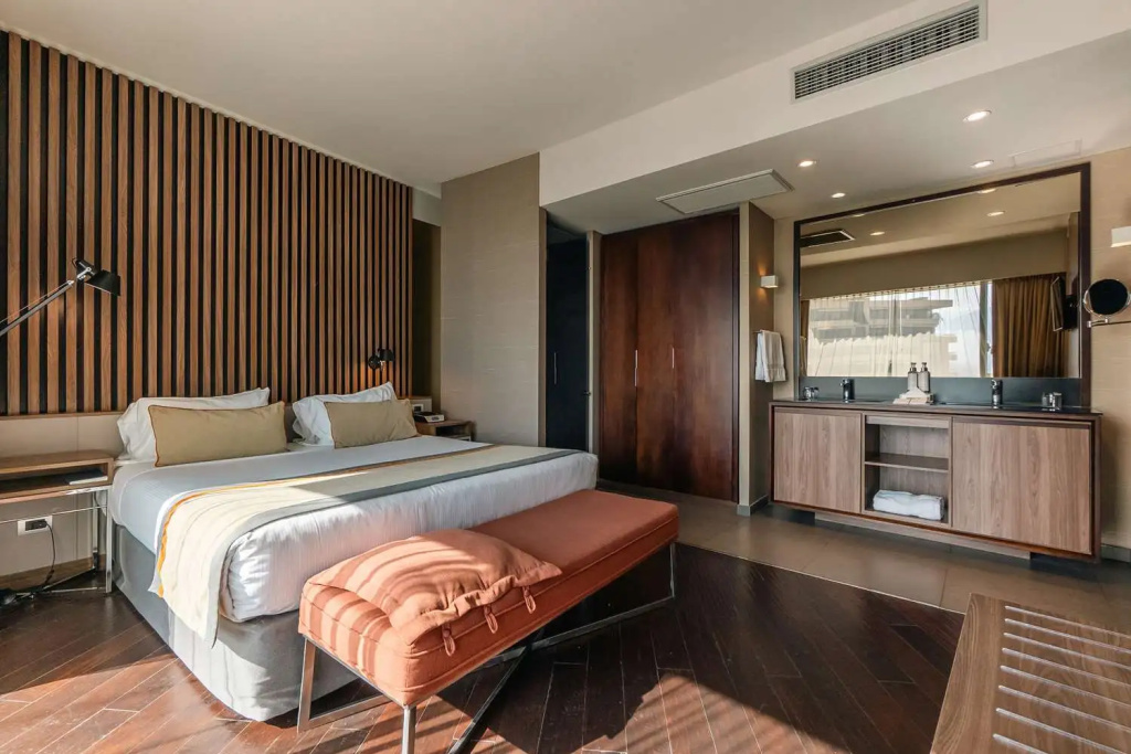 DoubleTree by Hilton Santiago Kennedy - Chambres