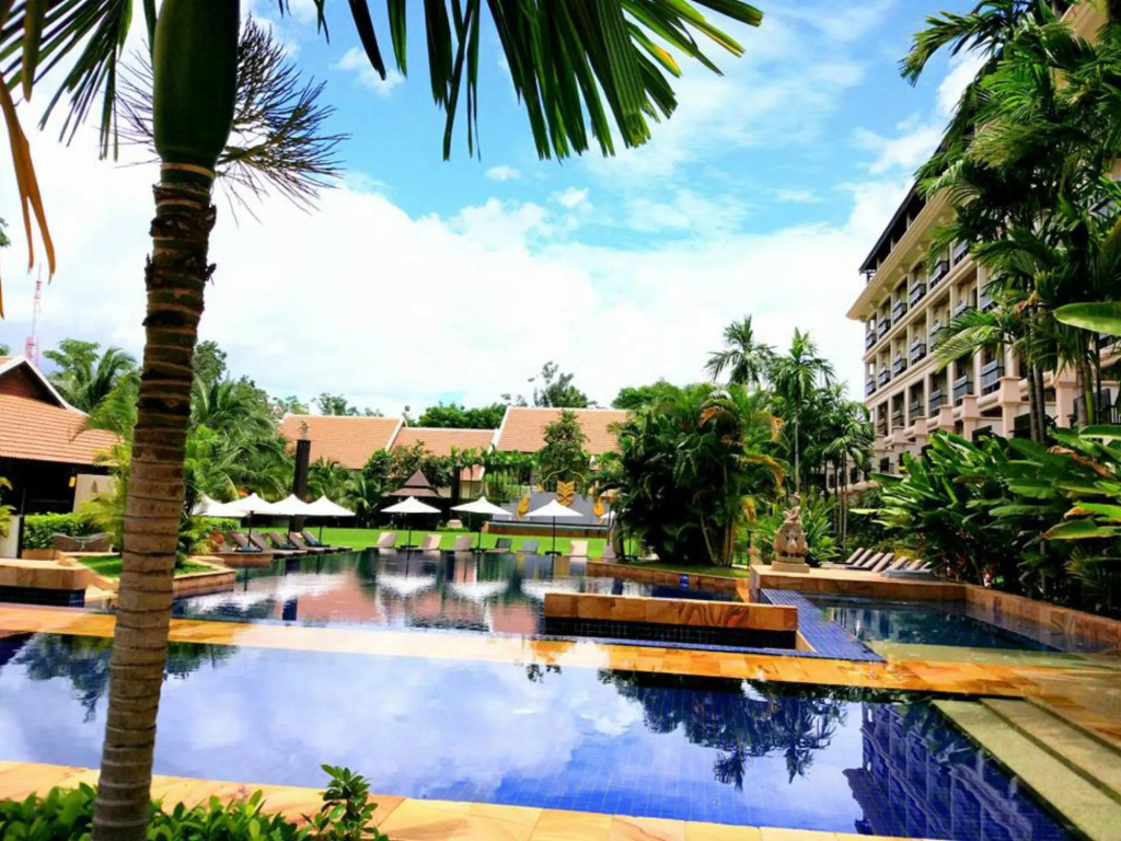 Angkor Miracle Reflection Club