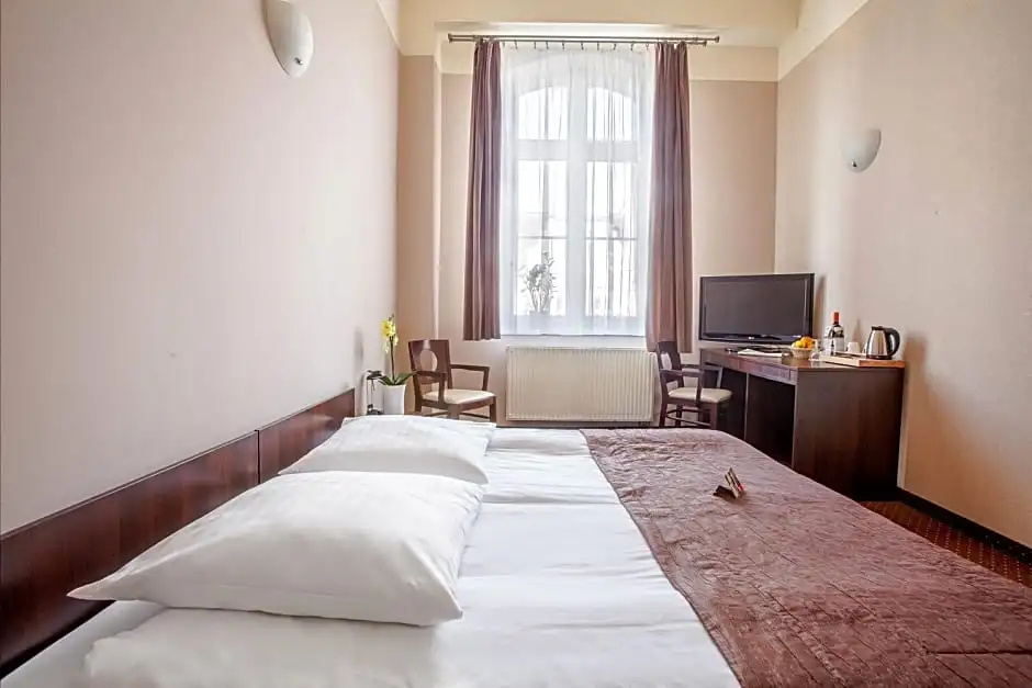 Hotel Diament Economy Gliwice - Chambres
