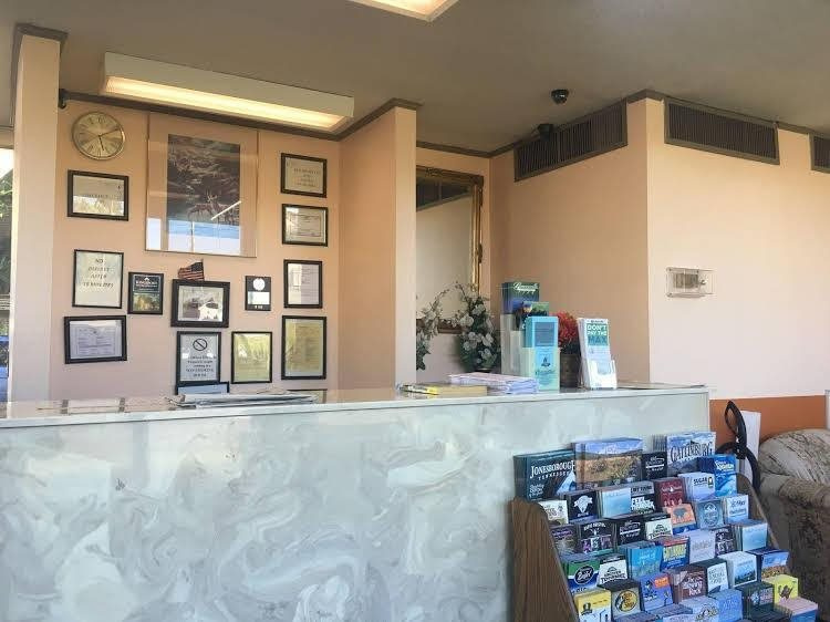 Westside Inn