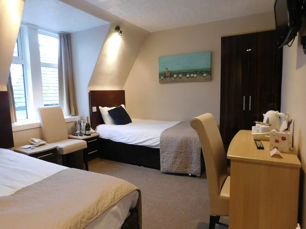 Cullen Bay Hotel - Chambres