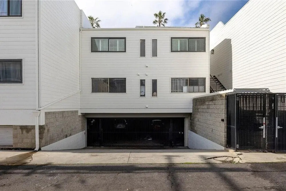 152-4 Coastal Luxury With Panoramic Ocean View