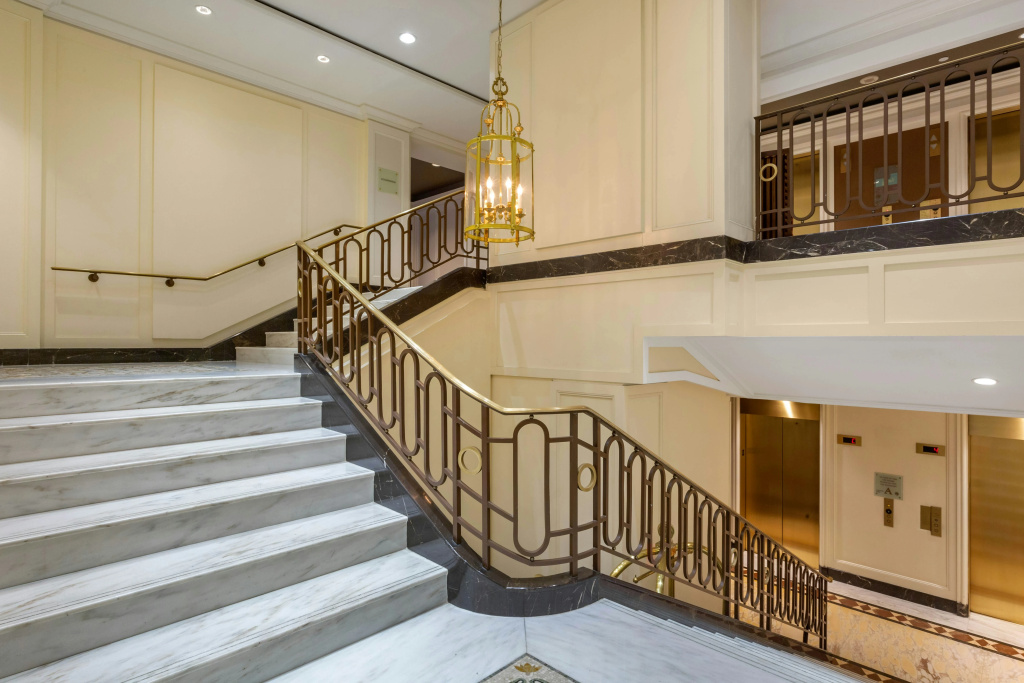 Omni Berkshire Place - Général