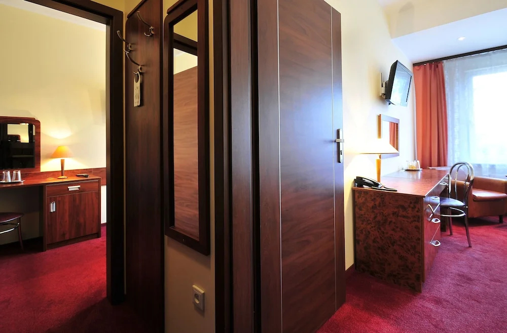 Hotel Continental - Chambres