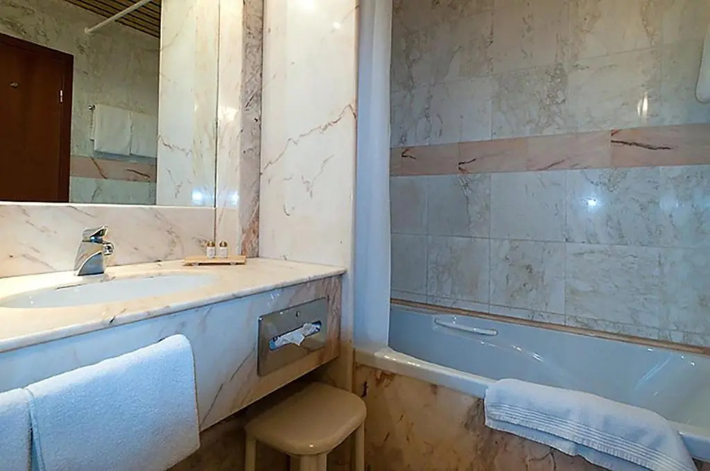 Hotel Am Blauen Wunder - Privathotel - Chambres