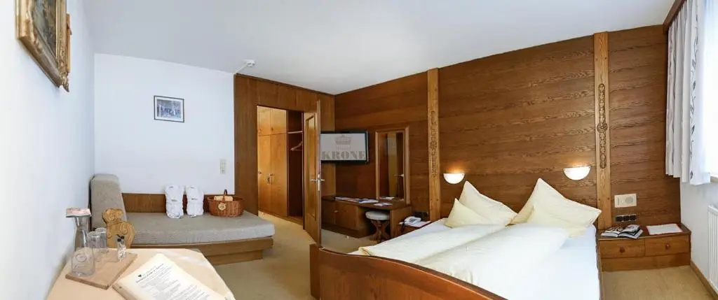 Economy room