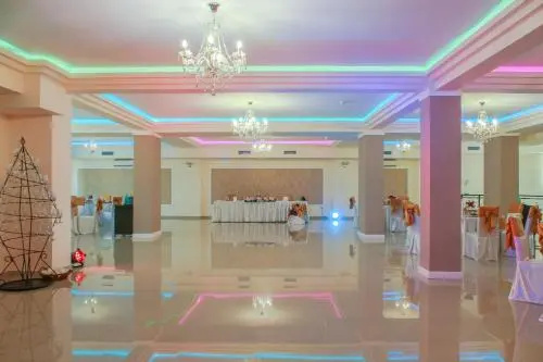 Lobby & Reception