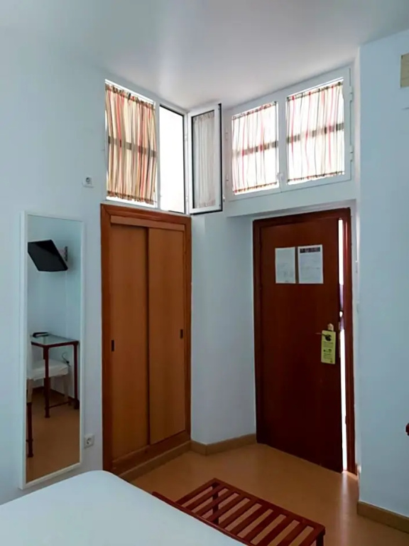 Honest Sevilla - Chambres
