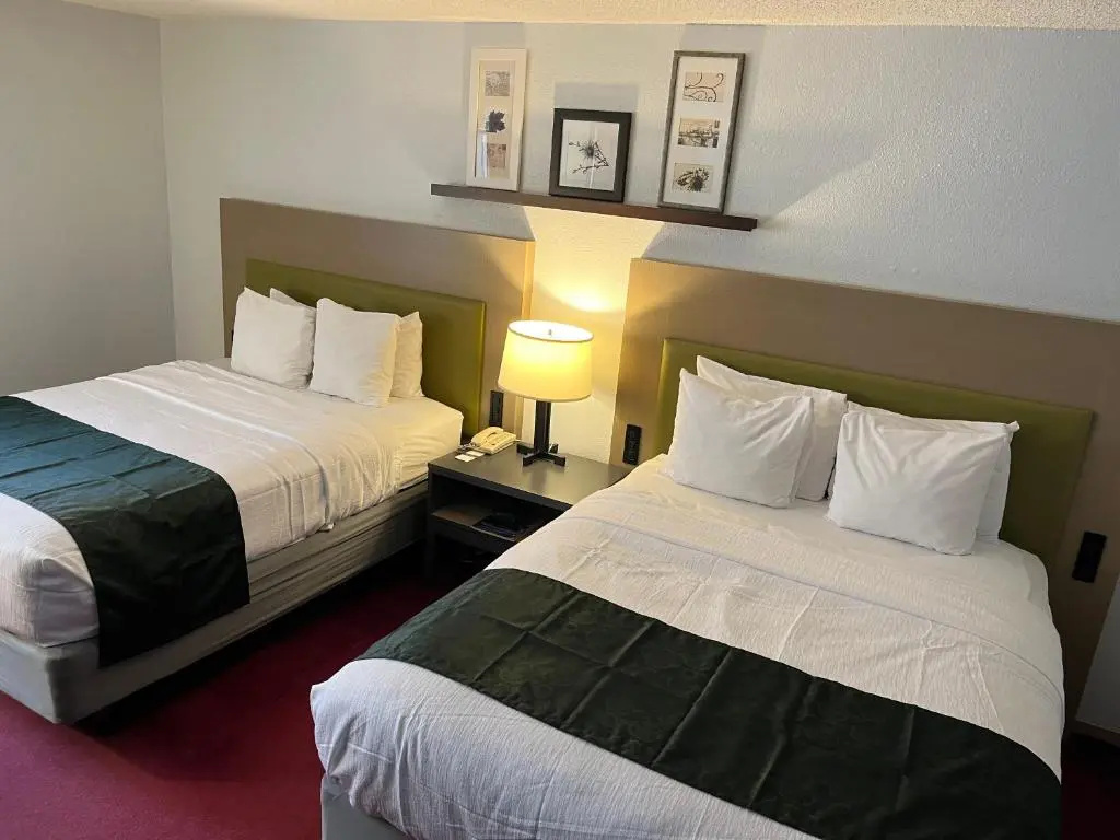 Pictured Rocks Inn & Suites - Chambres