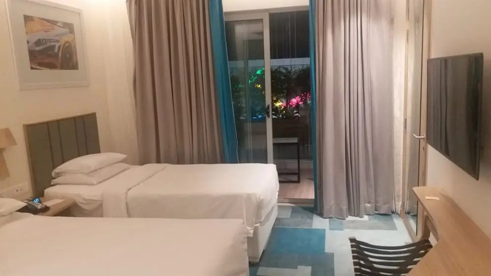 Balcony & Terrace