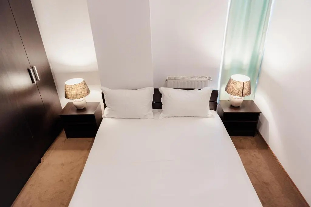 1 Bedroom Suite