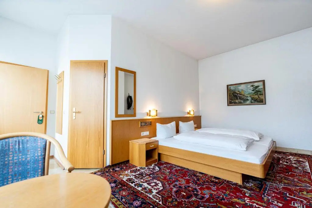 Standard Double room (full double bed)
