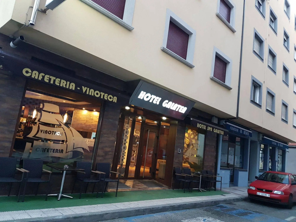 Hotel photo 1