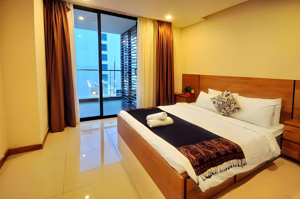 Отель Holi Beach Apartments в Нячанге