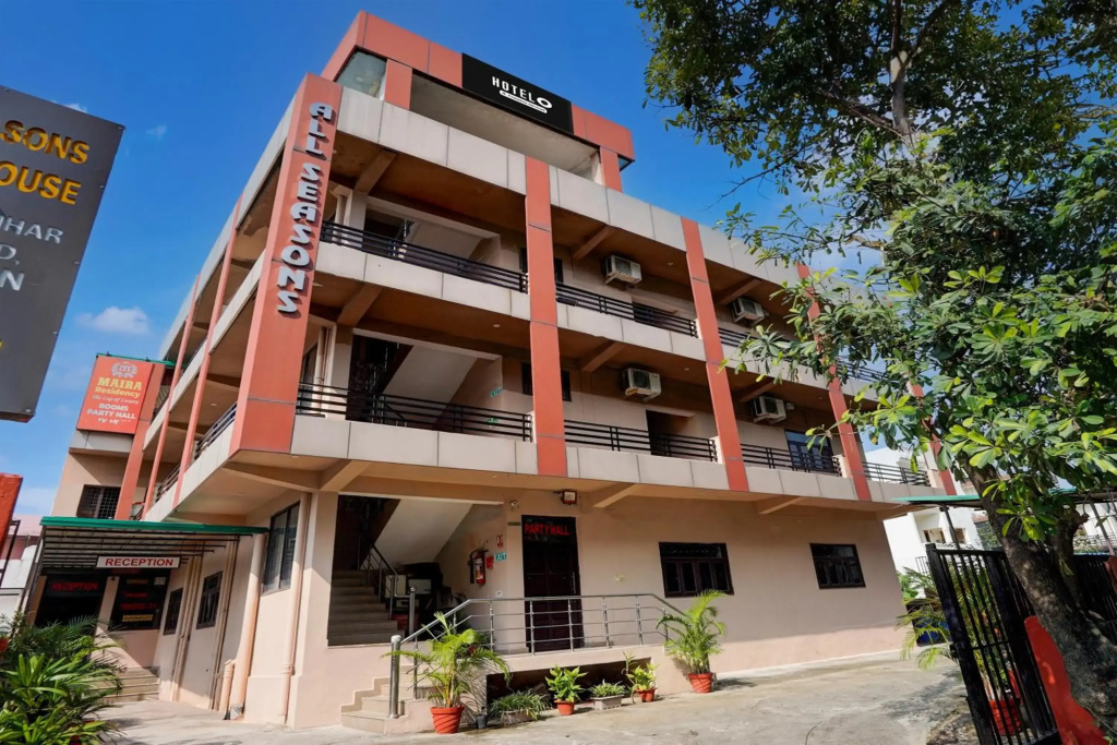 Flagship 4464 Maira Residency