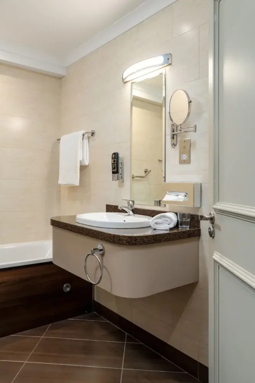 Superior Double room with river view (full double bed)