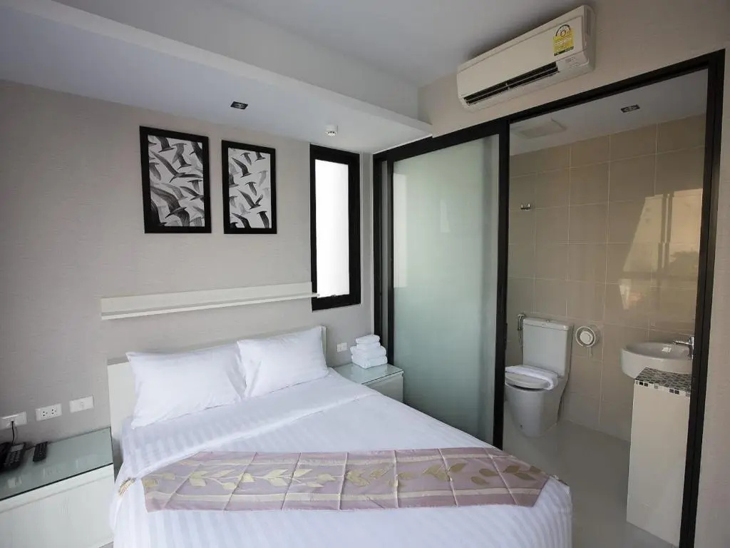 Serenotel Pattaya Beach Front - Chambres