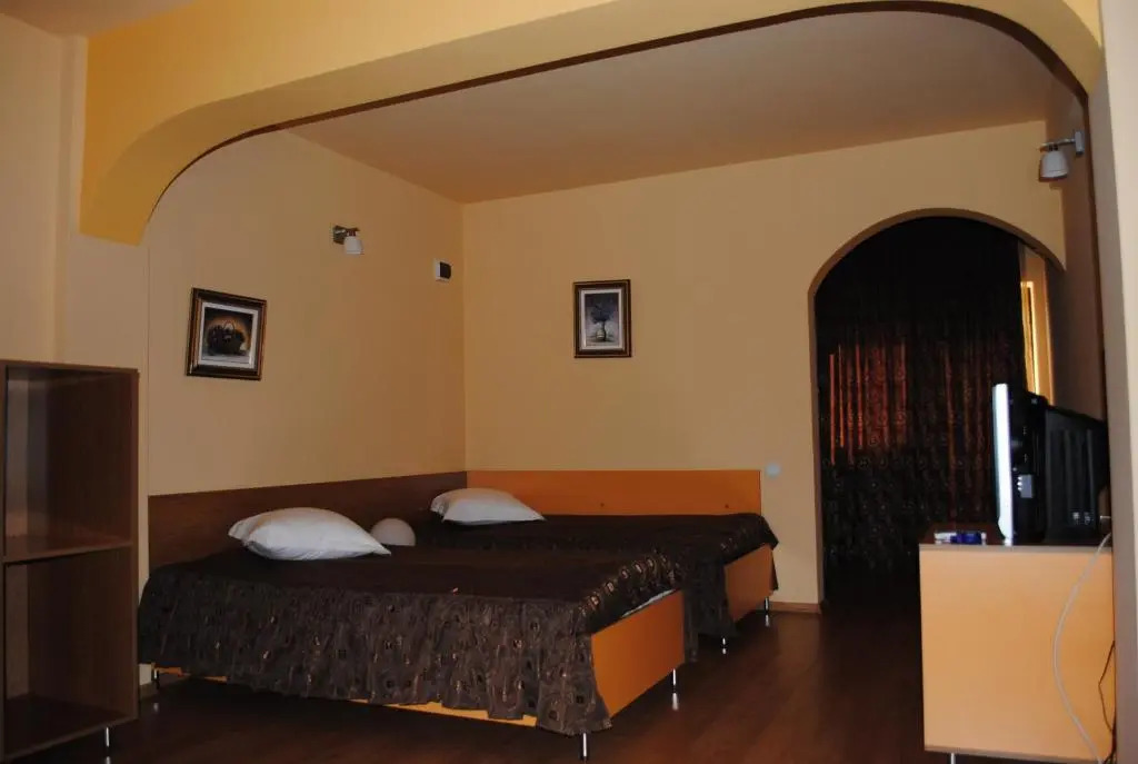 標準河景雙人房，配有雙人床