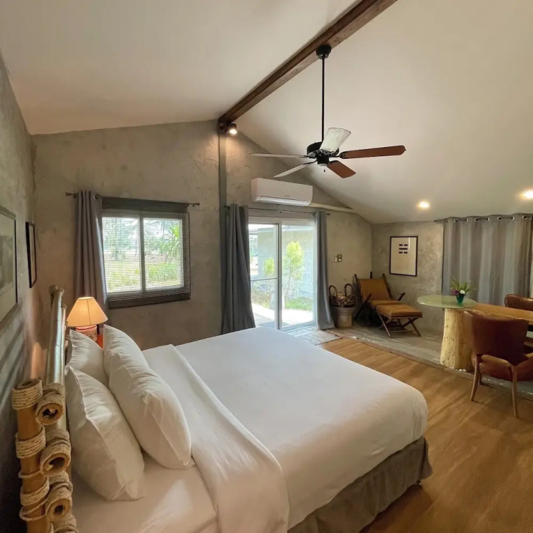 Deluxe Villa