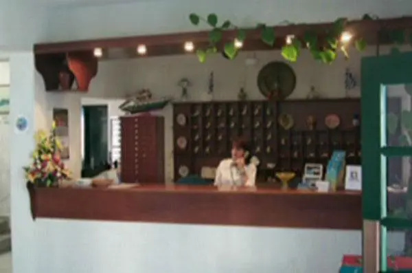 Lobby & Reception