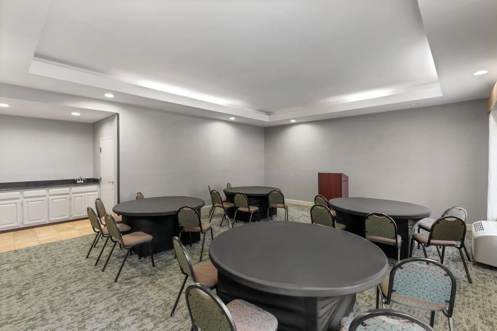 Wingate by Wyndham Greensboro/Coliseum - Général