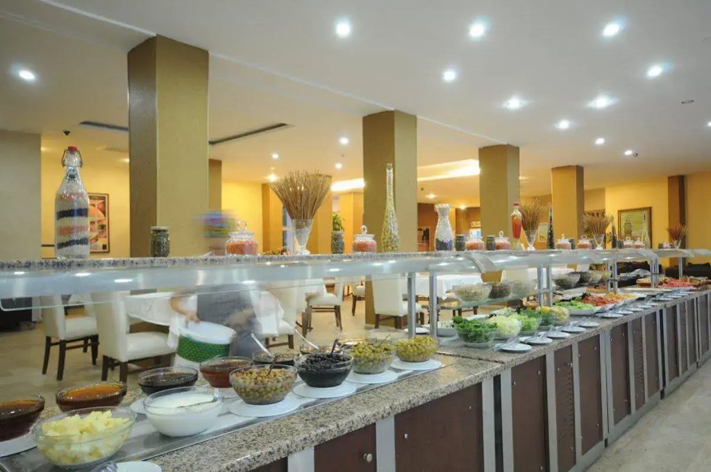 Hotel photo 12