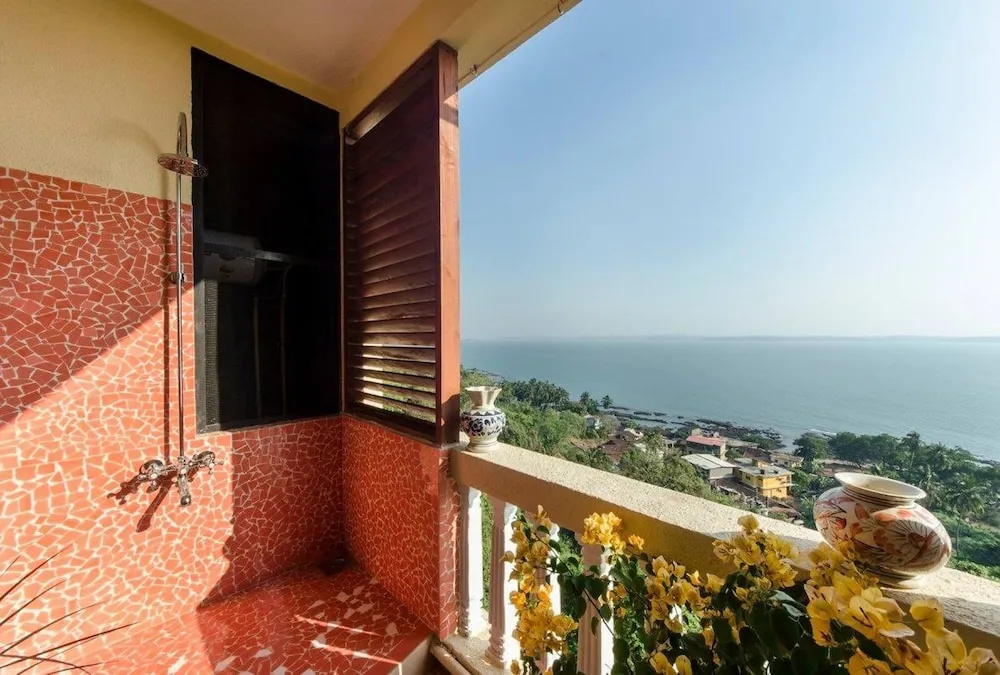 SaffronStays Cabo de Goa