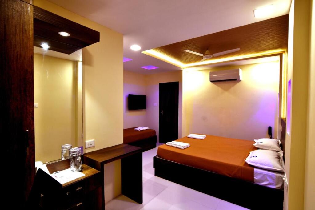 Hotel Metro by null
