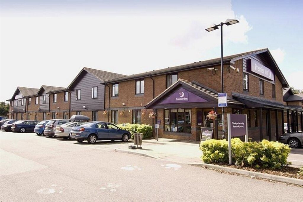 Premier Inn Sittingbourne Kent image