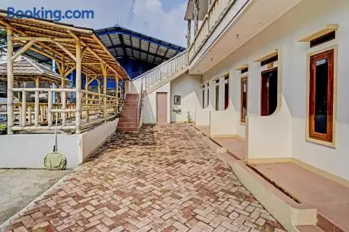 OYO Life 91469 Pondok Pelita